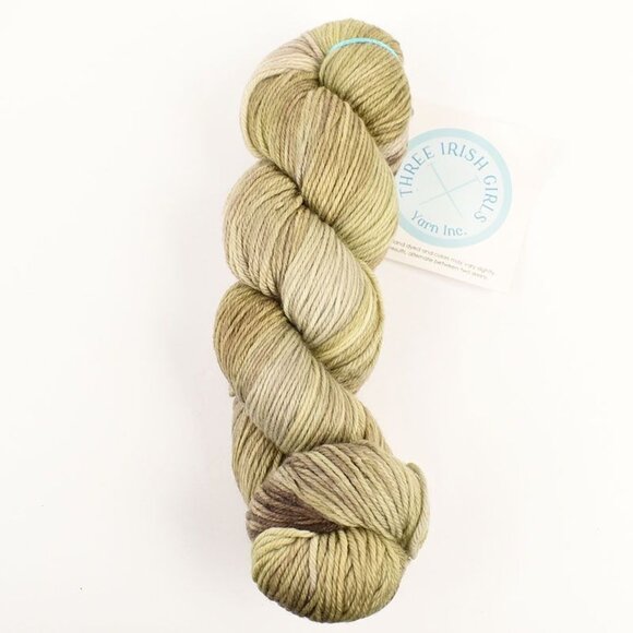 Three Irish Girls Springvale DK Yarn SW Merino 270 Yds Hand Dyed Winterfell - Picture 1 of 4